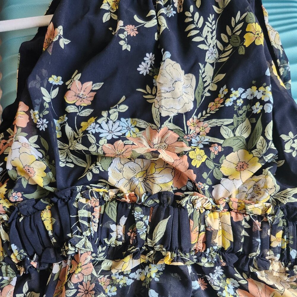 Floral Print Tank - Picture 8 of 12